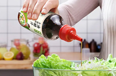 Grundades 2005, har 13000 kvadratmeter standard fabriksbyggnader, är en samling av forskning och utveckling, produktion och försäljning i en av kosmetika förpackningsmaterial företag.